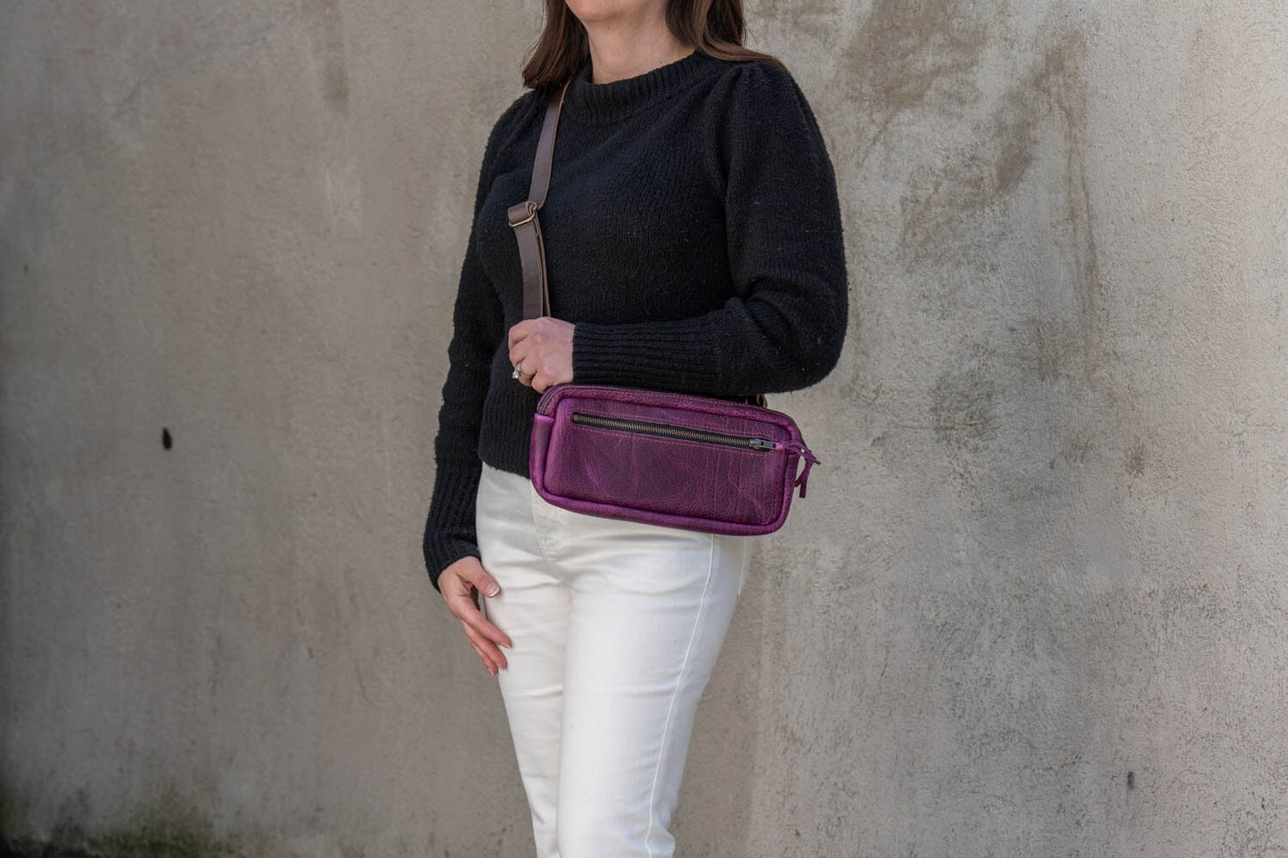 LEATHER FANNY PACK / LEATHER WAIST BAG - DELUXE - GRAPE BISON