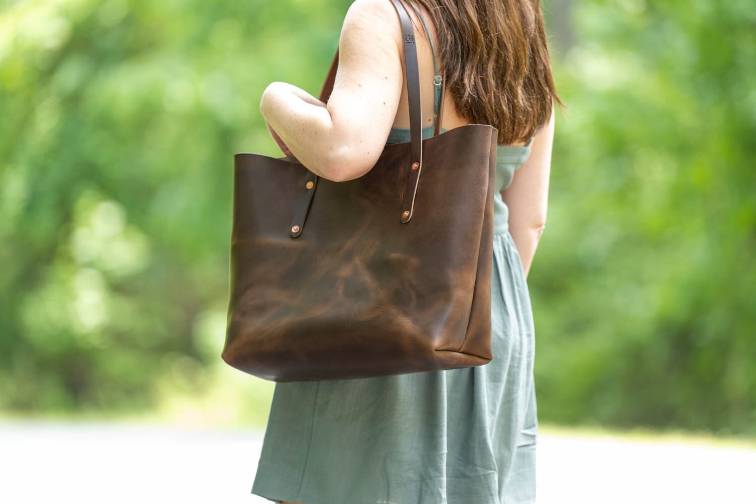 Go Forth Goods Leather Bucket Bag - Large - Rustic Pecan