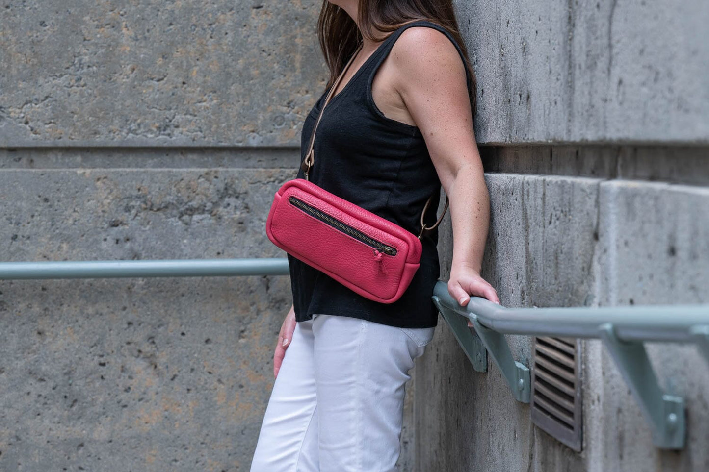 LEATHER FANNY PACK / LEATHER WAIST BAG - PINK
