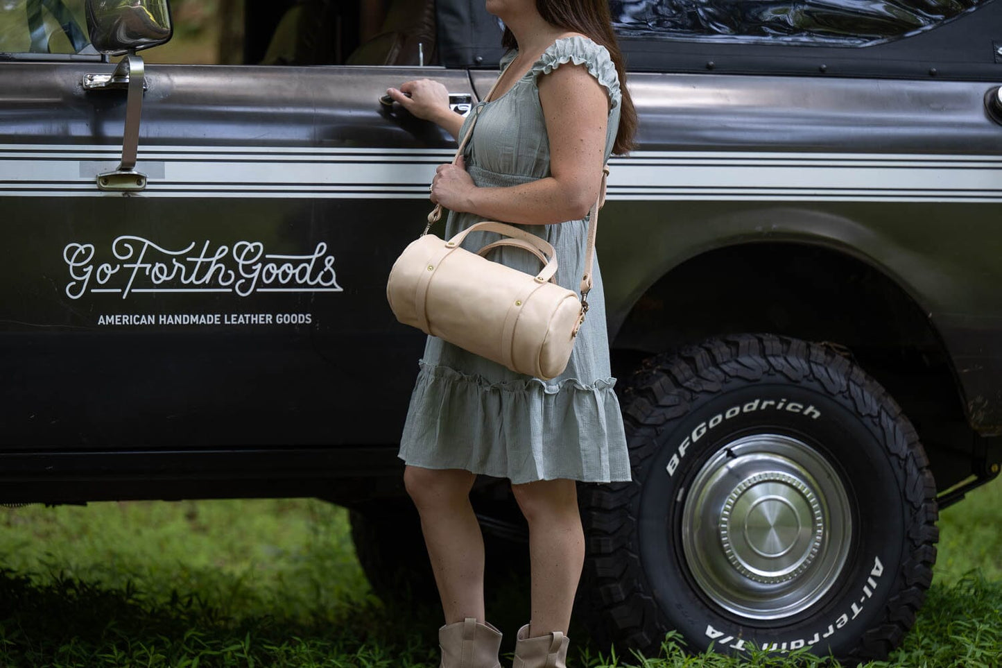 JANE LEATHER CROSSBODY - NATURAL VEG TAN