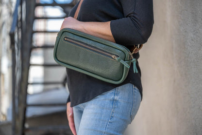 LEATHER FANNY PACK / LEATHER WAIST BAG - DELUXE - FOREST GREEN