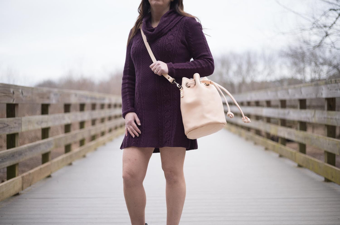 LEATHER BUCKET BAG - MEDIUM - NATURAL VEG TAN - IN STOCK