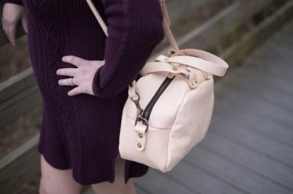 HOFFMAN LEATHER CROSSBODY BAG - NATURAL VEG TAN