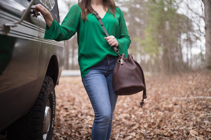 LEATHER BUCKET BAG - MEDIUM - MOCHA - IN STOCK