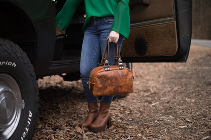 HOFFMAN LEATHER CROSSBODY BAG - PEANUT BISON