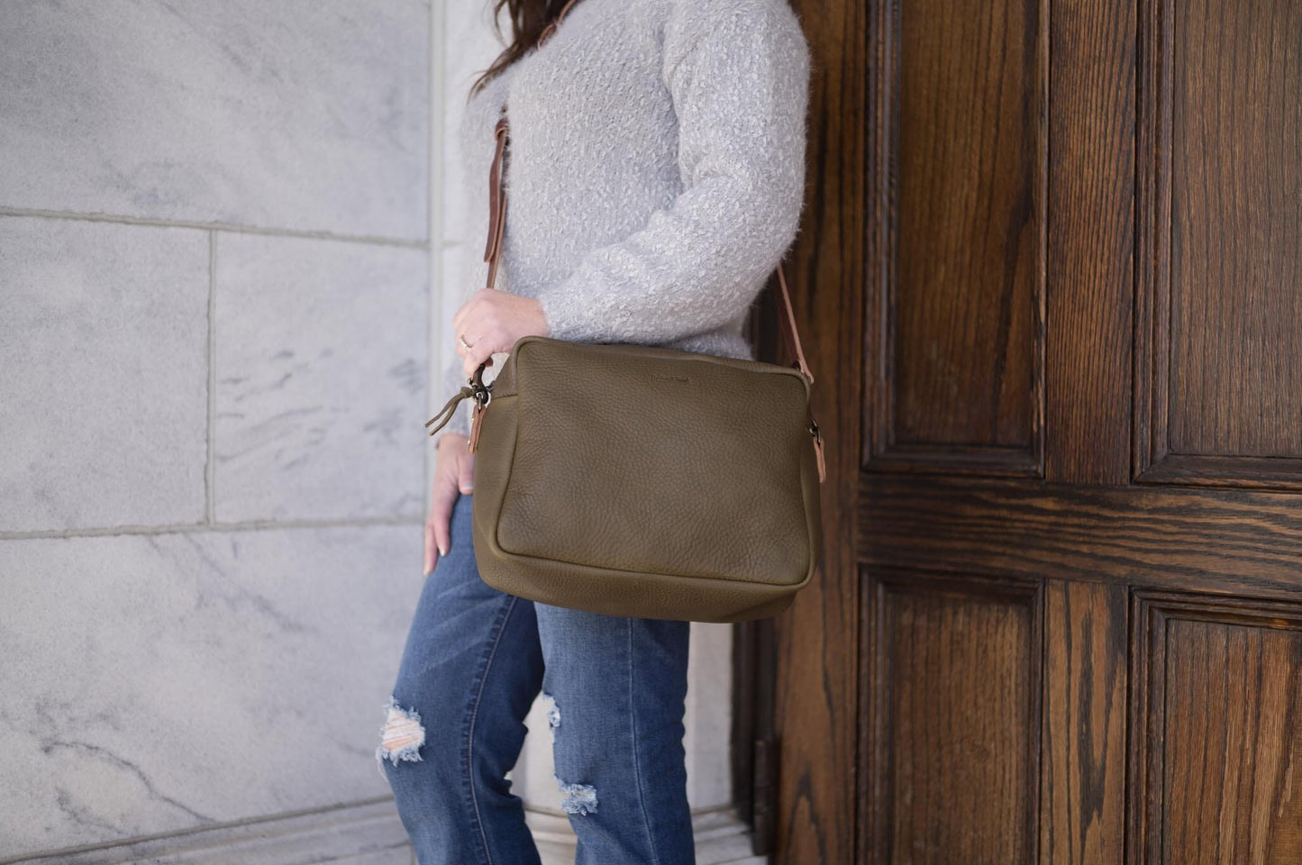 SARAH LEATHER CROSSBODY - LARGE - OLIVE