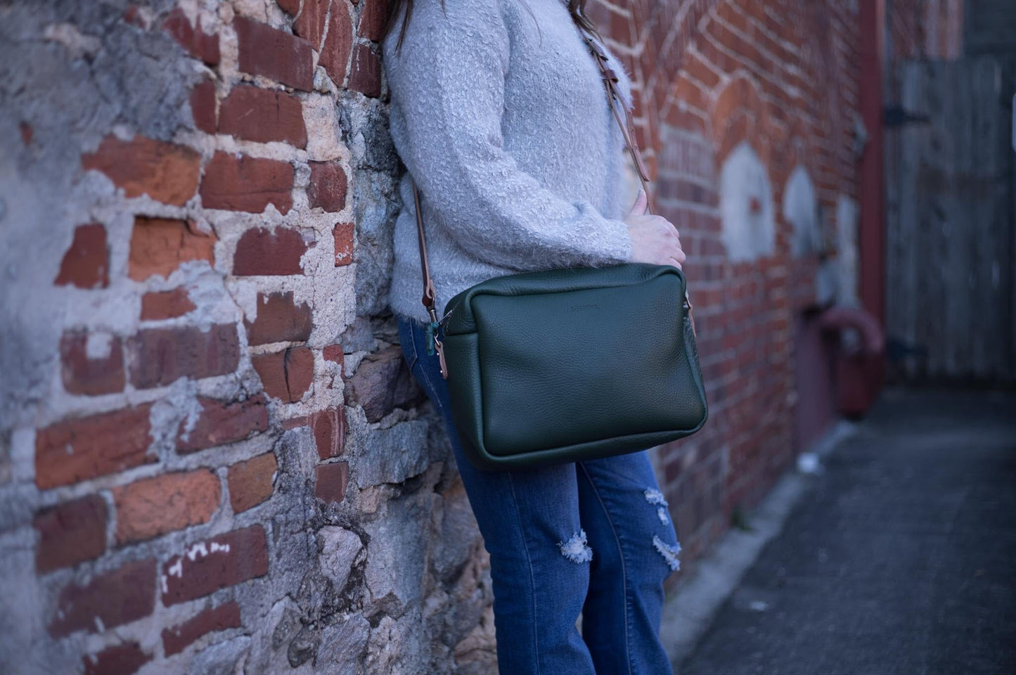 SARAH LEATHER CROSSBODY - LARGE - FOREST GREEN