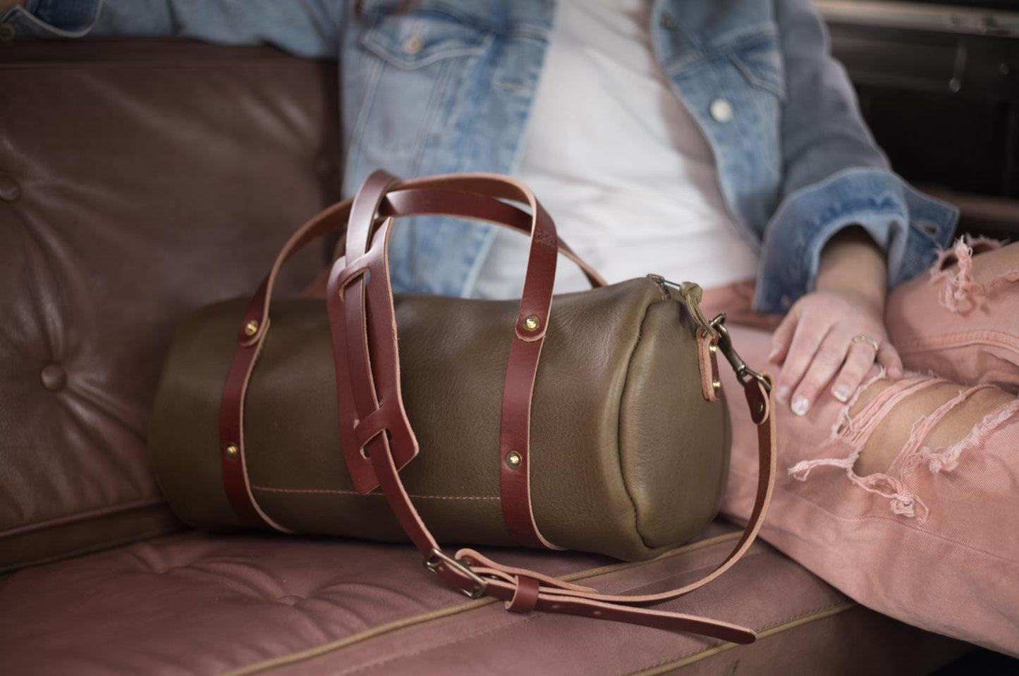 JANE LEATHER CROSSBODY - LARGE - OLIVE - IN STOCK