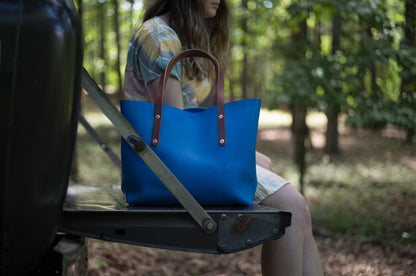 AVERY LEATHER TOTE BAG - MEDIUM - OCEAN BLUE