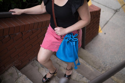 LEATHER BUCKET BAG - MEDIUM - OCEAN BLUE - IN STOCK