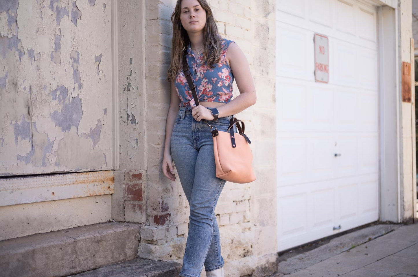 AVERY LEATHER TOTE BAG - MINI CROSSBODY - PEACH FUZZ