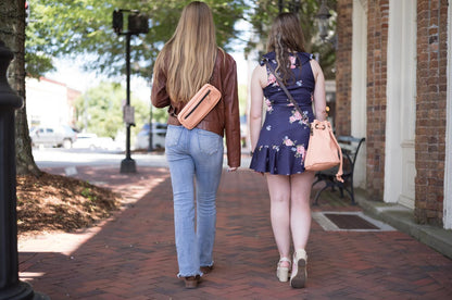 LEATHER BUCKET BAG - MEDIUM - PEACH FUZZ - IN STOCK