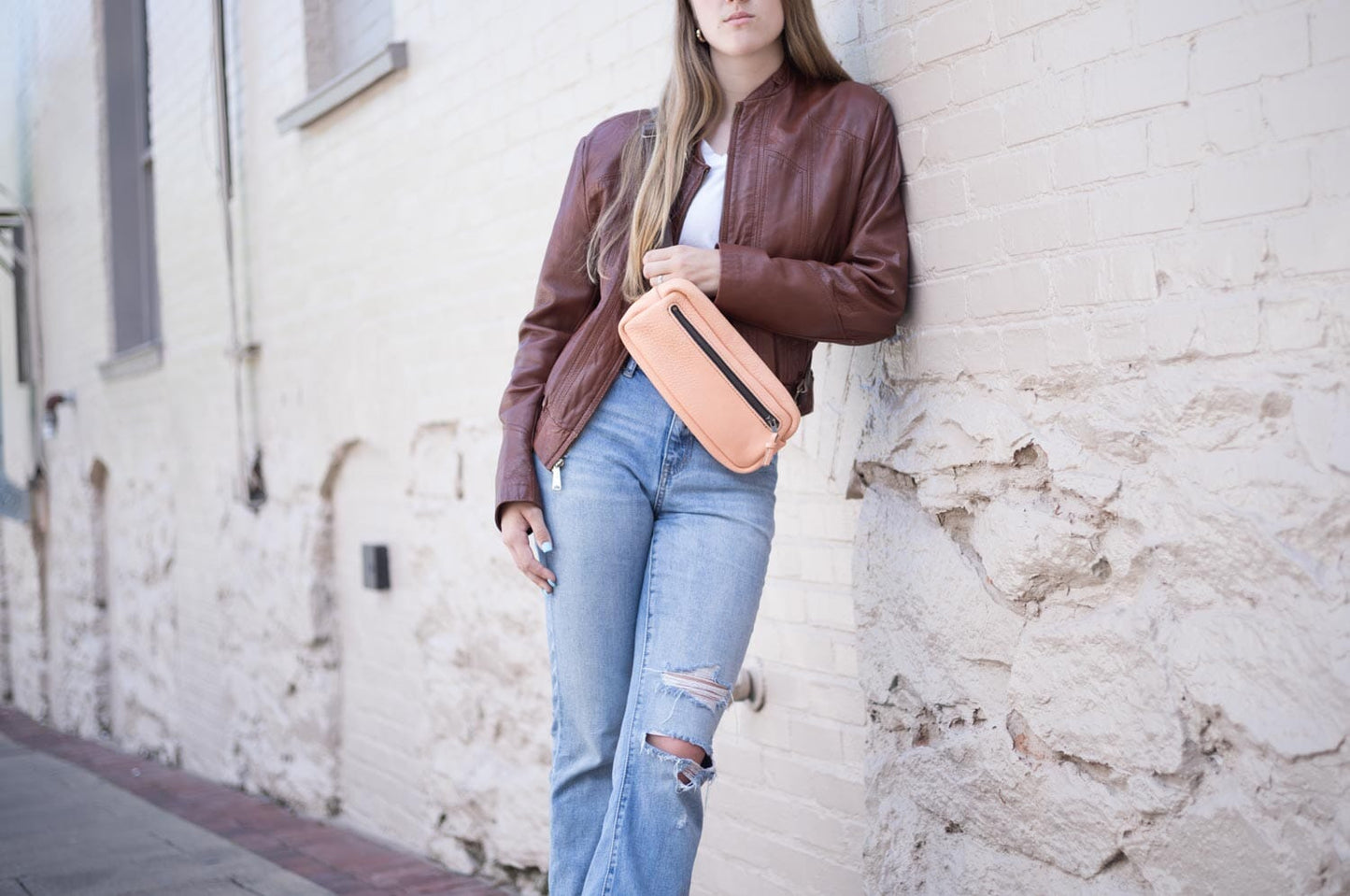 LEATHER FANNY PACK / LEATHER WAIST BAG - PEACH FUZZ