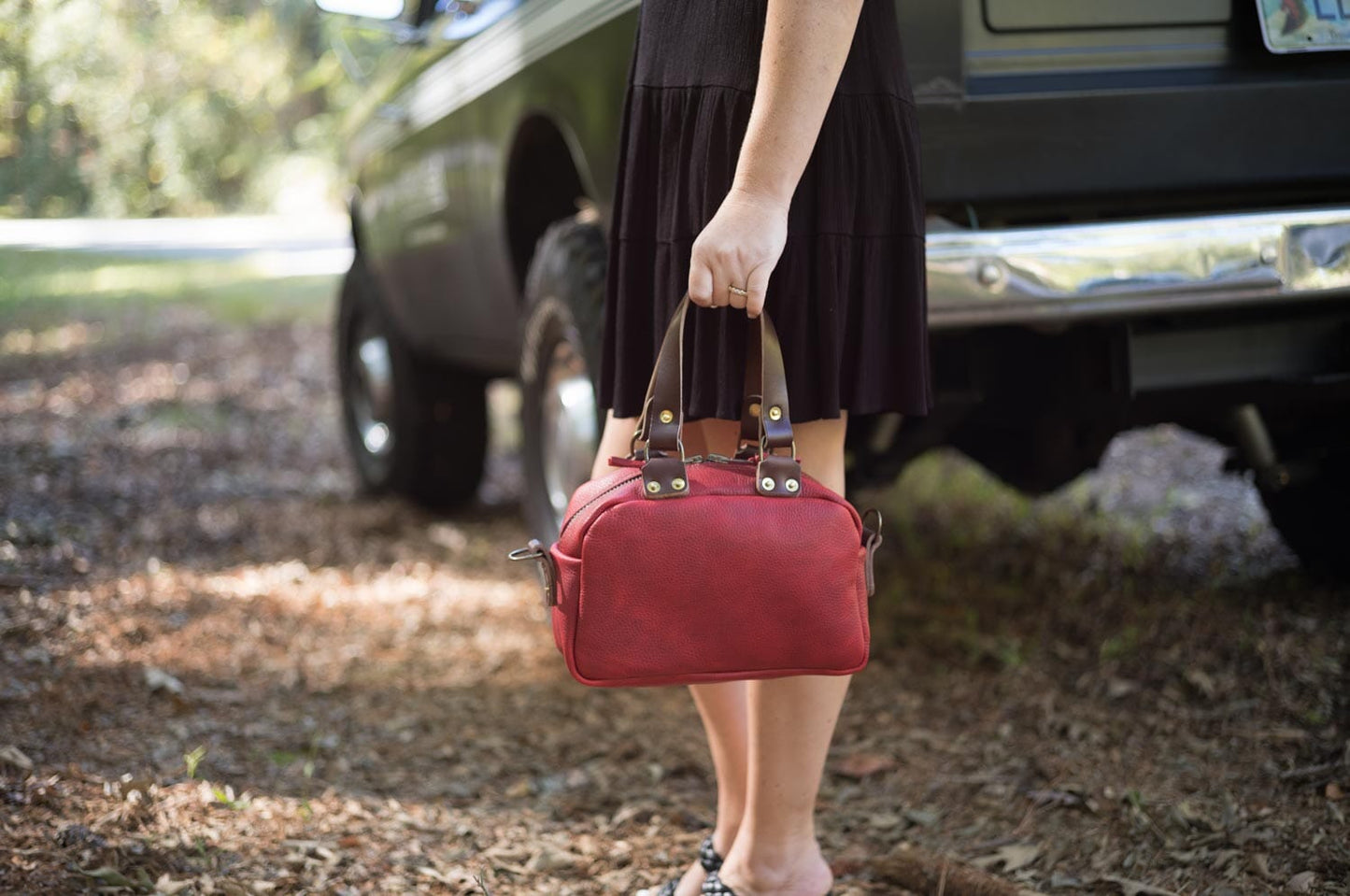 HOFFMAN LEATHER CROSSBODY BAG - MINI - CRANBERRY