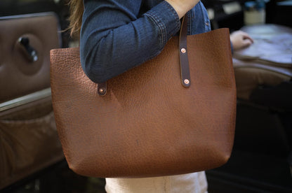 AVERY LEATHER TOTE BAG - MEDIUM - COGNAC BISON