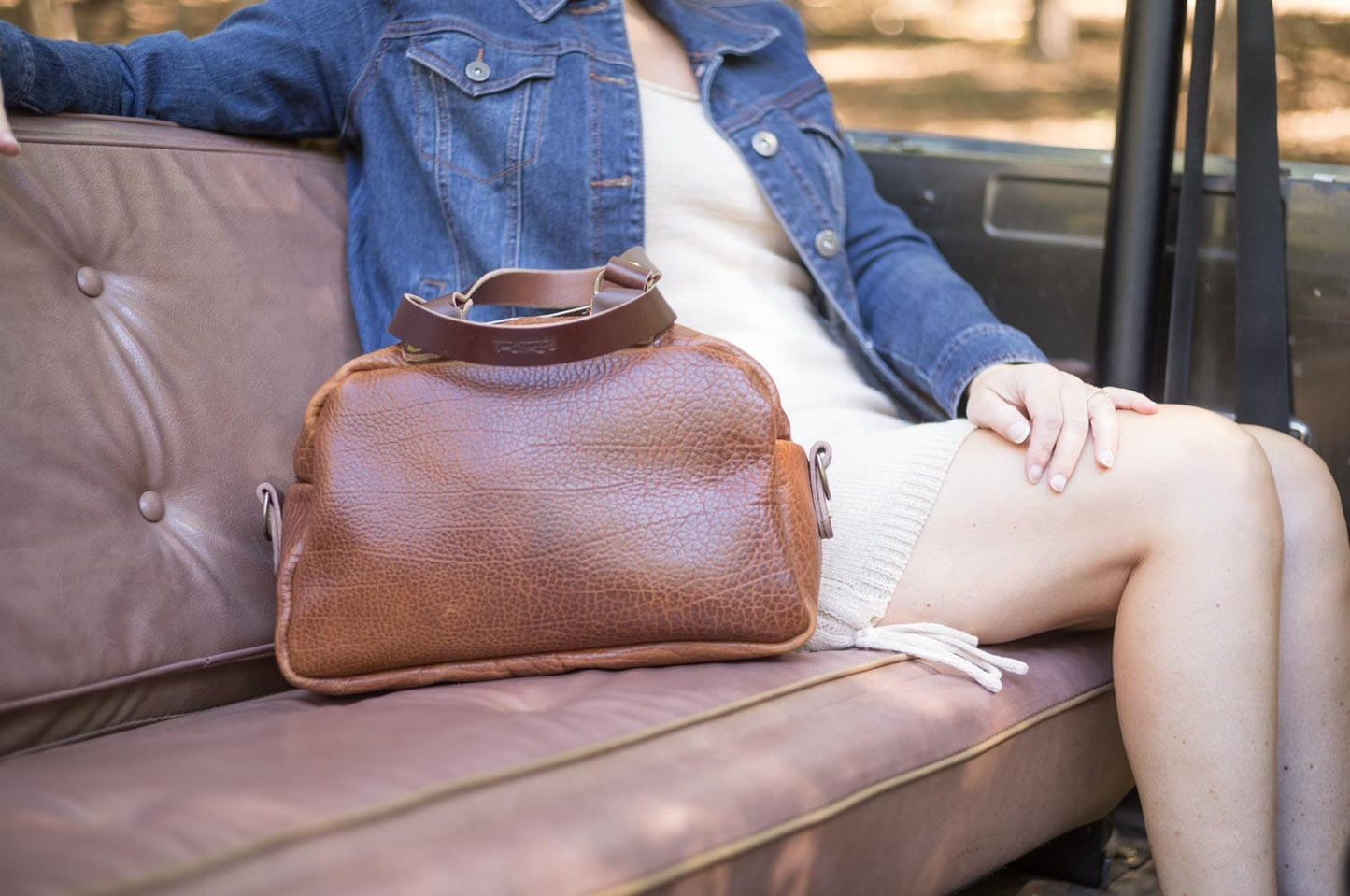 HOFFMAN LEATHER CROSSBODY BAG - COGNAC BISON