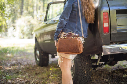 HOFFMAN LEATHER CROSSBODY BAG - MINI - COGNAC BISON