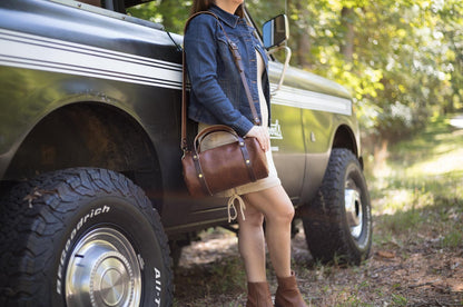 JANE LEATHER CROSSBODY - COGNAC BISON