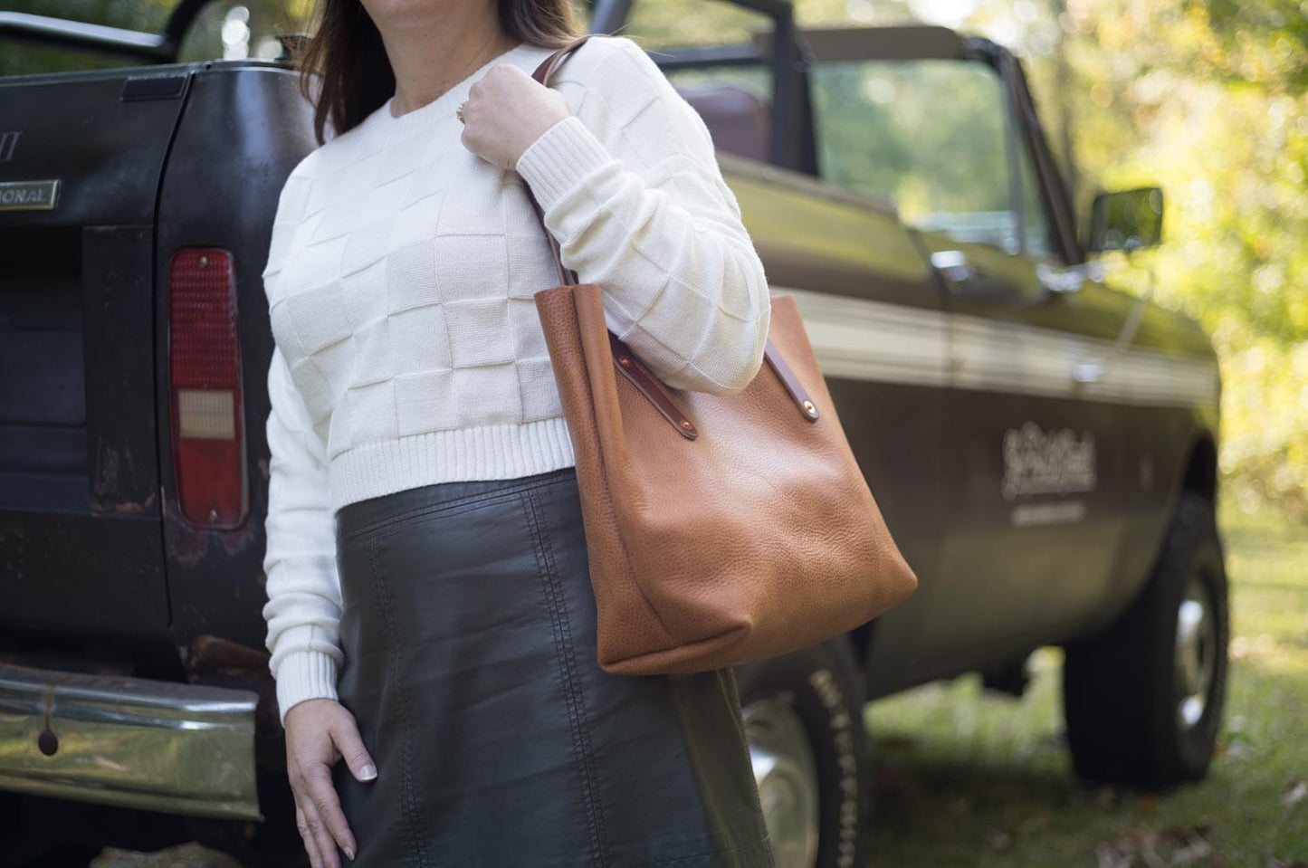 AVERY LEATHER TOTE BAG - MEDIUM - HONEY