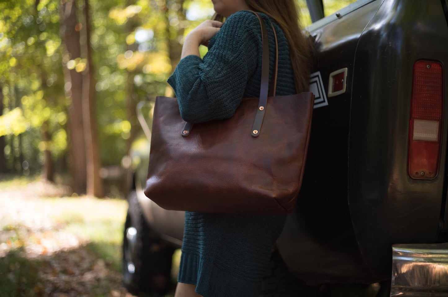 AVERY LEATHER TOTE BAG - SMALL - WHISKY BISON