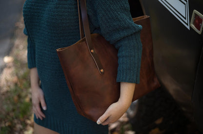 AVERY LEATHER TOTE BAG - MEDIUM - WHISKY BISON