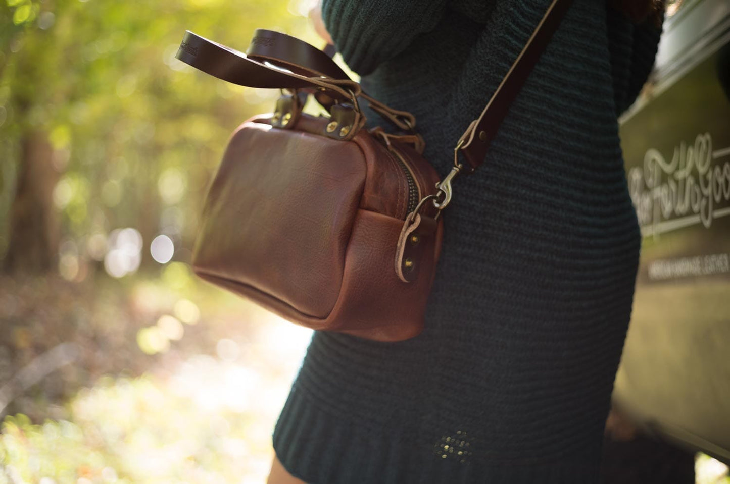 HOFFMAN LEATHER CROSSBODY BAG - MINI - WHISKY BISON