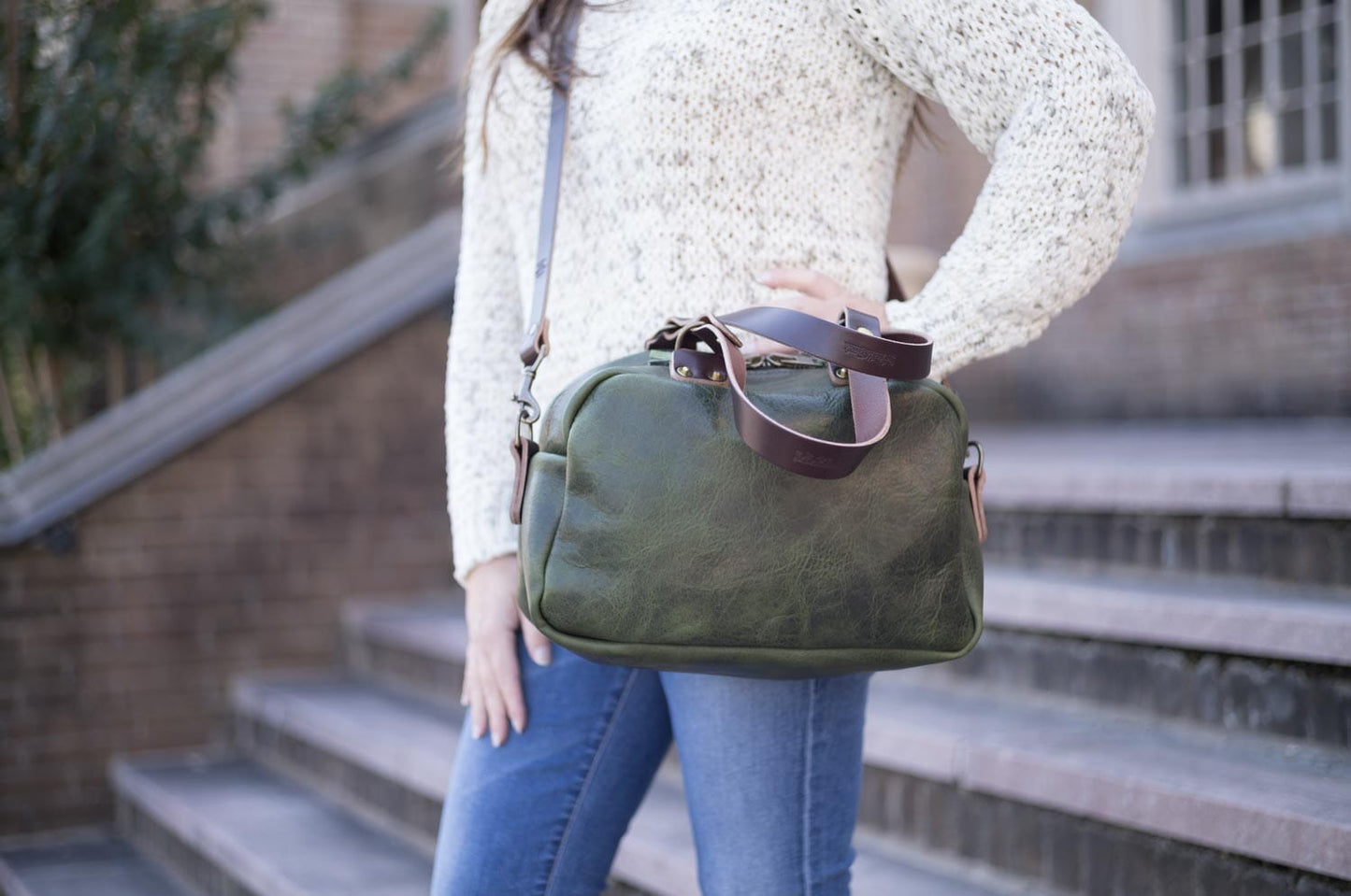 HOFFMAN LEATHER CROSSBODY BAG - JADE BISON