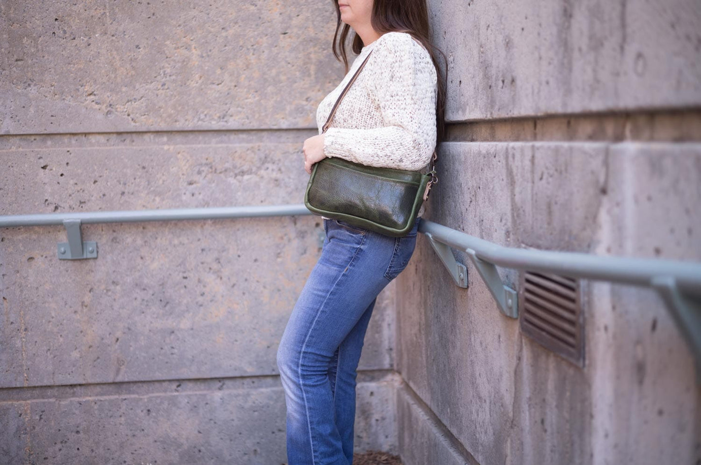 RENNIE LEATHER SHOULDER BAG -  JADE BISON