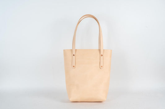 AVERY LEATHER TOTE BAG - SLIM MEDIUM - NATURAL VEG TAN