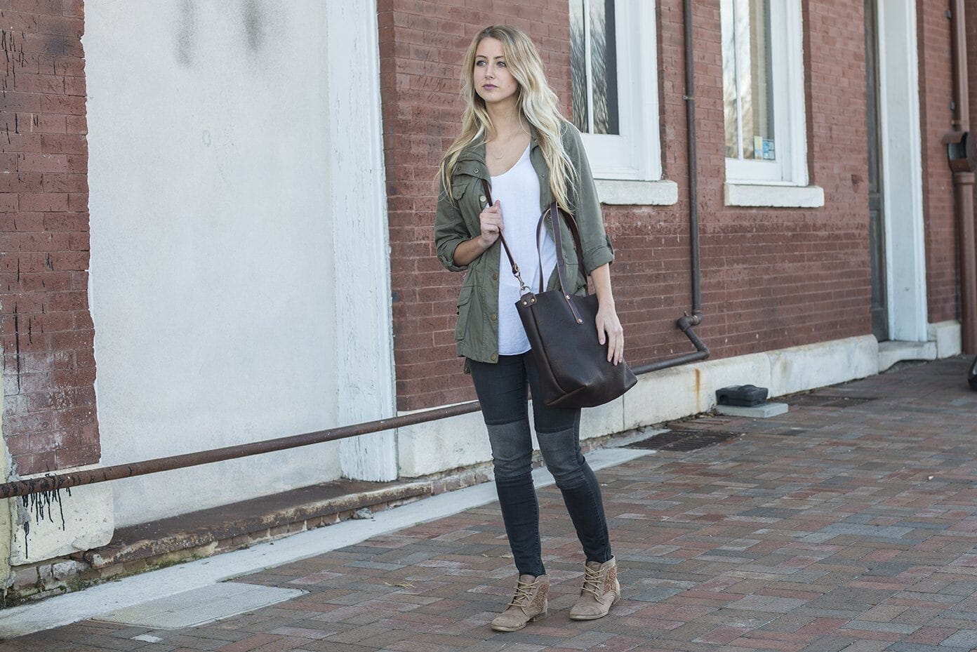 AVERY LEATHER TOTE BAG - LARGE - NATURAL VEG TAN