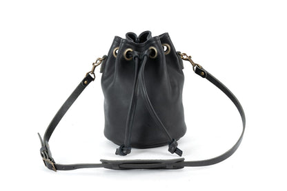 LEATHER BUCKET BAG - MEDIUM - BLACK