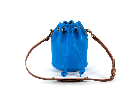 LEATHER BUCKET BAG - MEDIUM - OCEAN BLUE