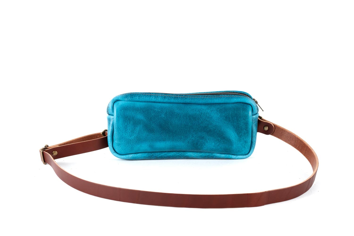 https://www.goforthgoods.com/cdn/shop/files/fanny-pack-cobalt-top-zipper_1600x.jpg?v=1701545518