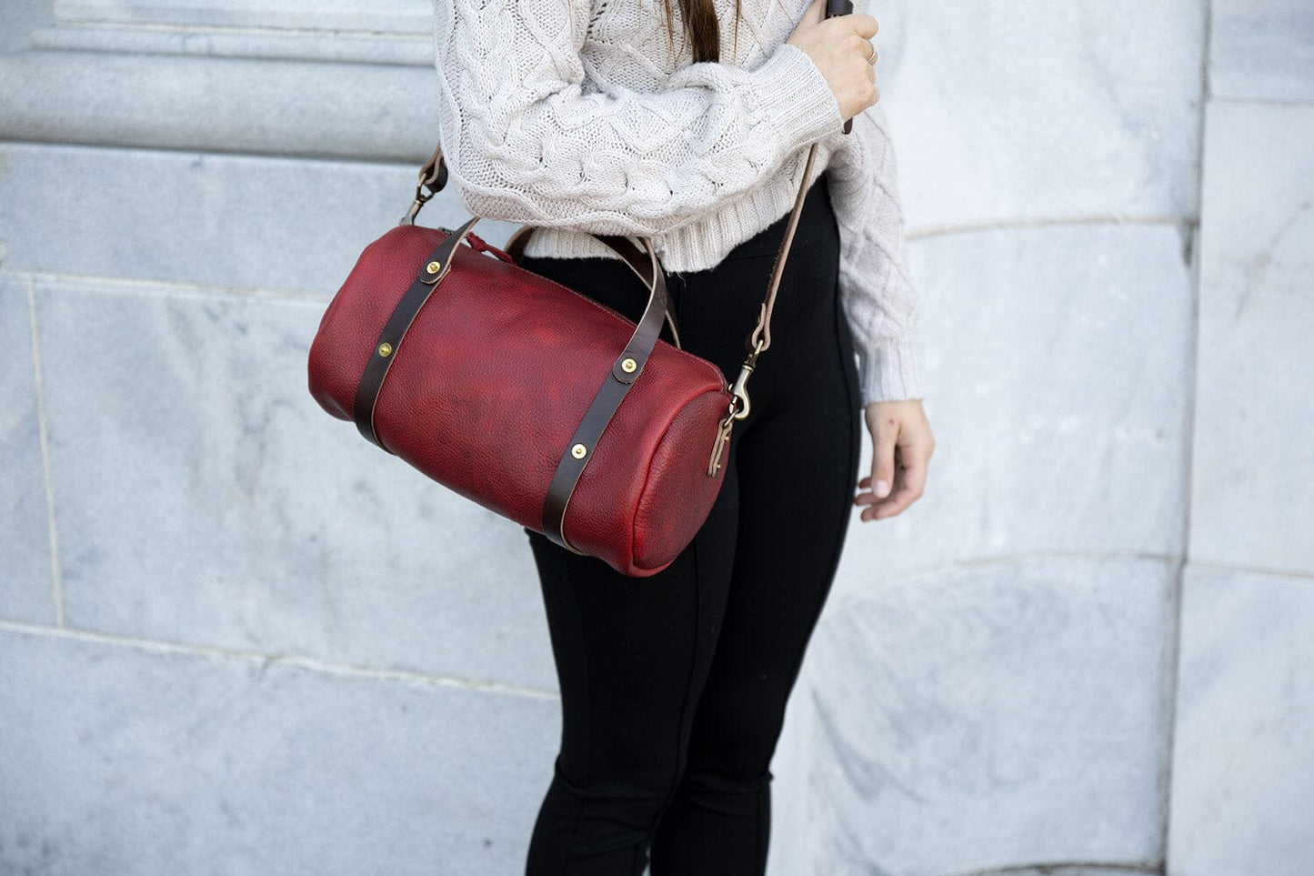 JANE LEATHER CROSSBODY - CRANBERRY