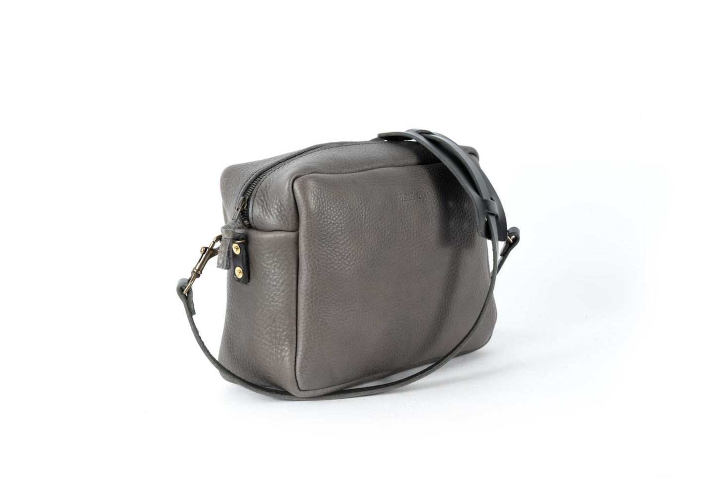 SARAH LEATHER CROSSBODY - LARGE - LEAD GRAY