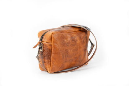 SARAH LEATHER CROSSBODY - LARGE - PEANUT BISON