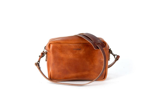 SARAH LEATHER CROSSBODY - MEDIUM - CARAMEL