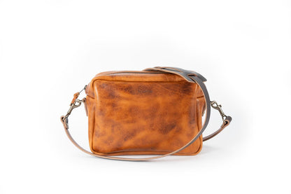 SARAH LEATHER CROSSBODY - MEDIUM - PEANUT BISON