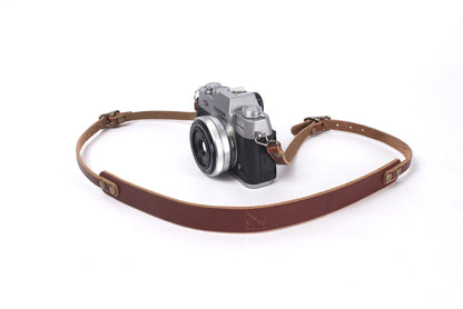 EXPLORER LEATHER CAMERA STRAP