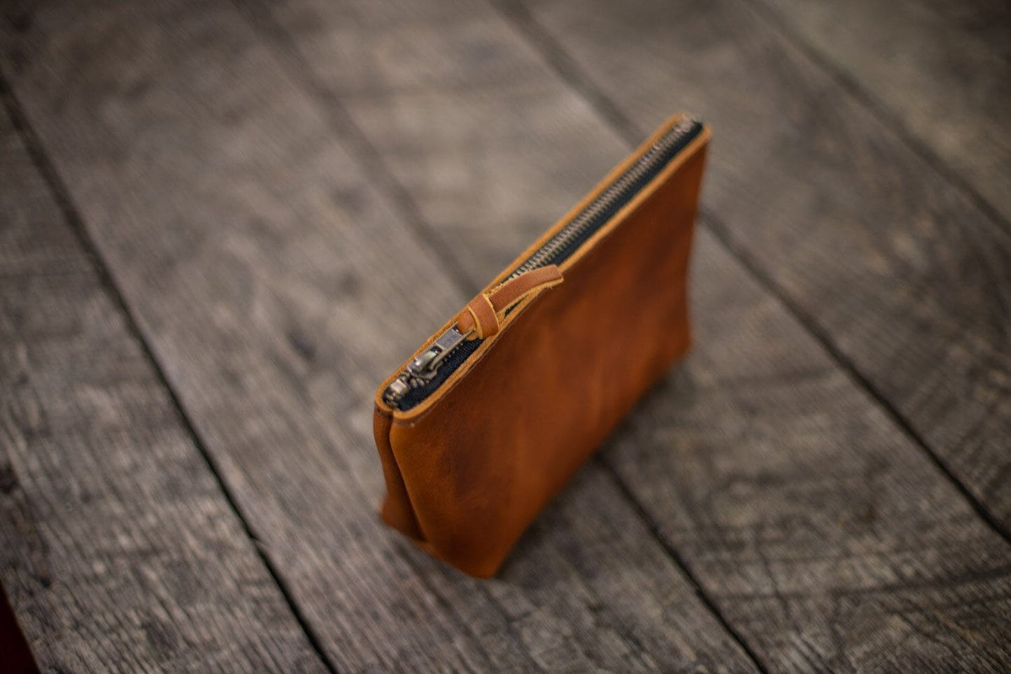 LEATHER TOP ZIPPERED POUCH - SMALL - CHARCOAL BISON