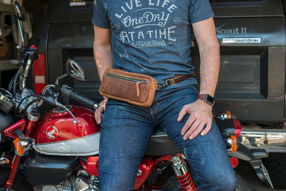 LEATHER FANNY PACK / LEATHER WAIST BAG - WHISKY BISON