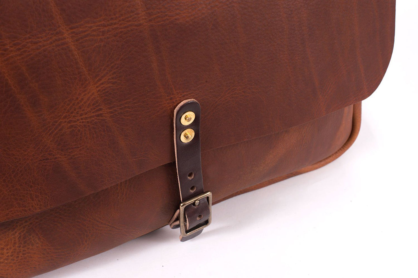 STEPHEN LEATHER MESSENGER BAG